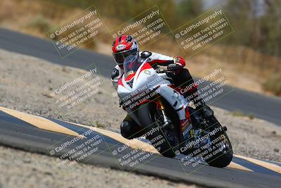 media/Apr-09-2022-SoCal Trackdays (Sat) [[c9e19a26ab]]/Turn 3 (135pm)/